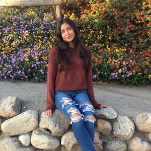Meet your Posher, Lucero